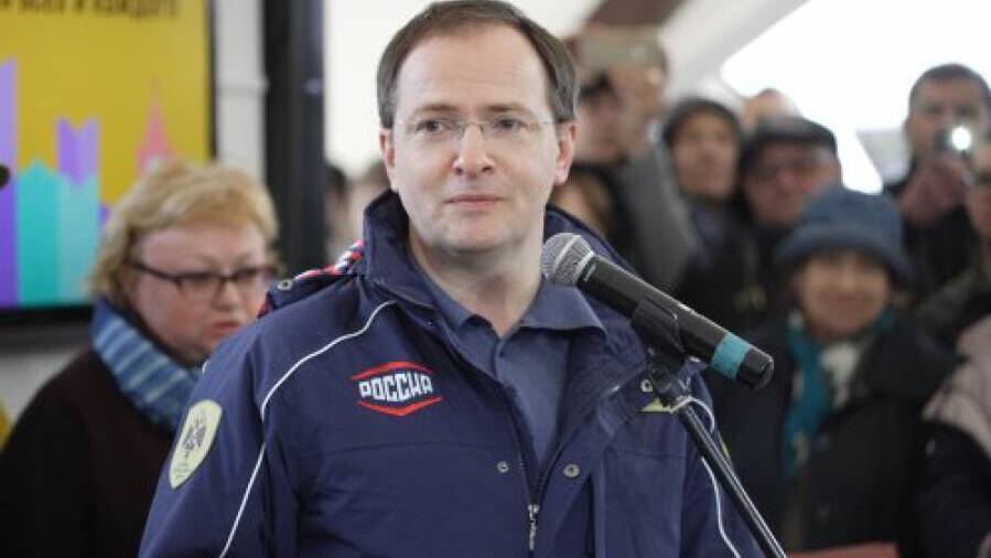 Владимир Мединский: «В фильме «Иван Васильевич меняет профессию» - костюмы близки к исторической правде