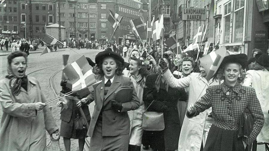 «С гранатой с пеленок»? Датские историки – о возможном спасении страны советским солдатом