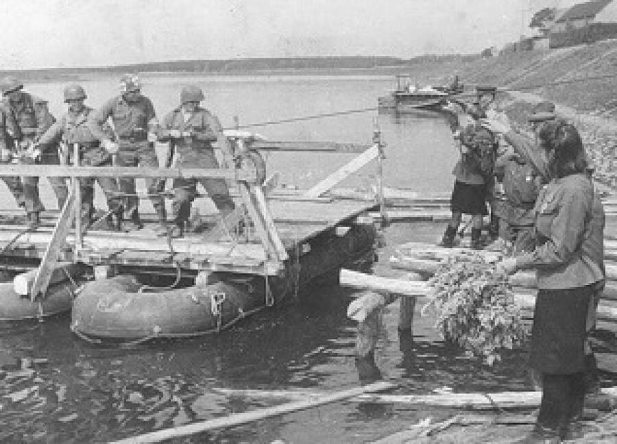 Встреча на Эльбе