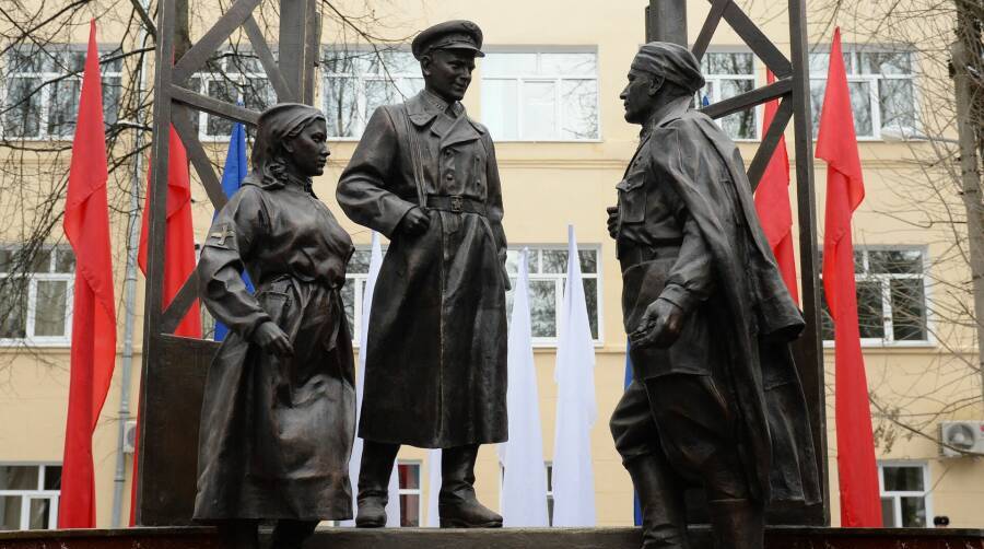 Военным врачам и медицинским сестрам (Химки, Московская область)