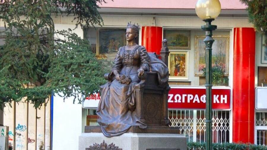 Памятник королеве Ольге