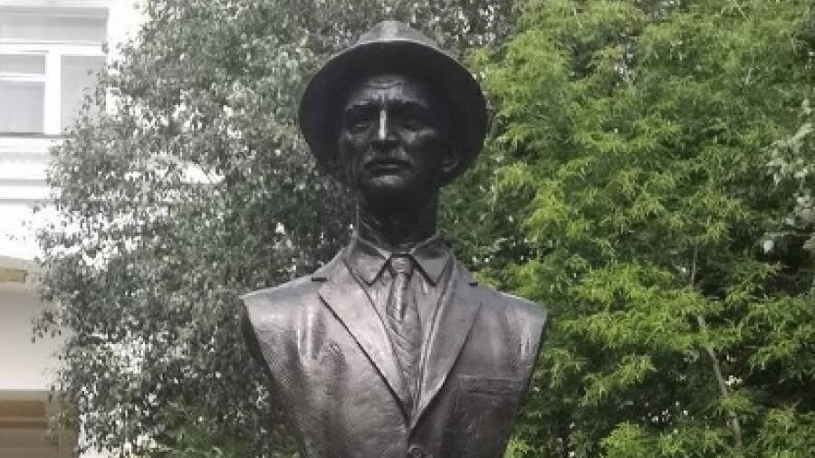 Бюст разведчику Р.И.Абелю