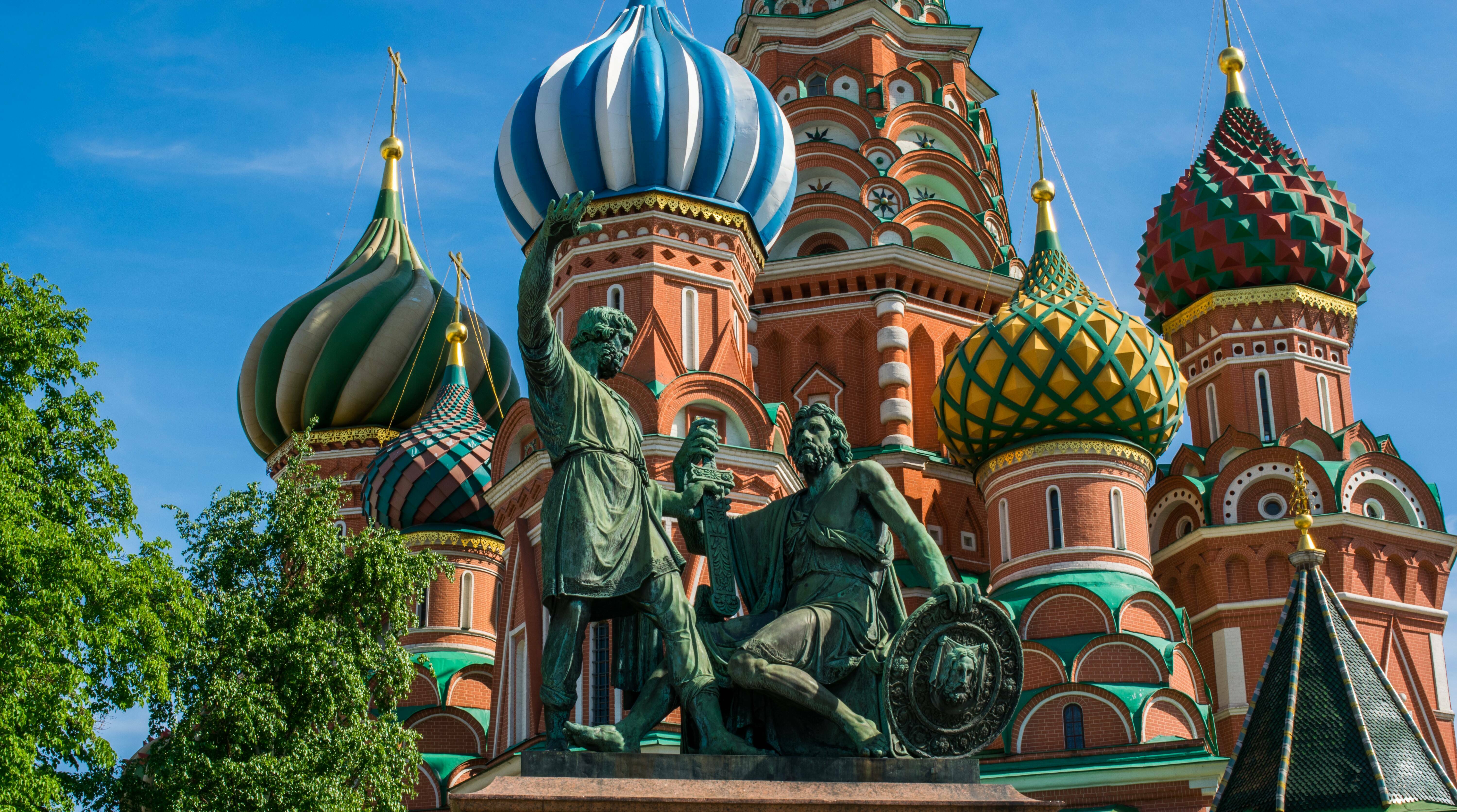 Краткий курс истории. Первый скульптурный памятник Москвы