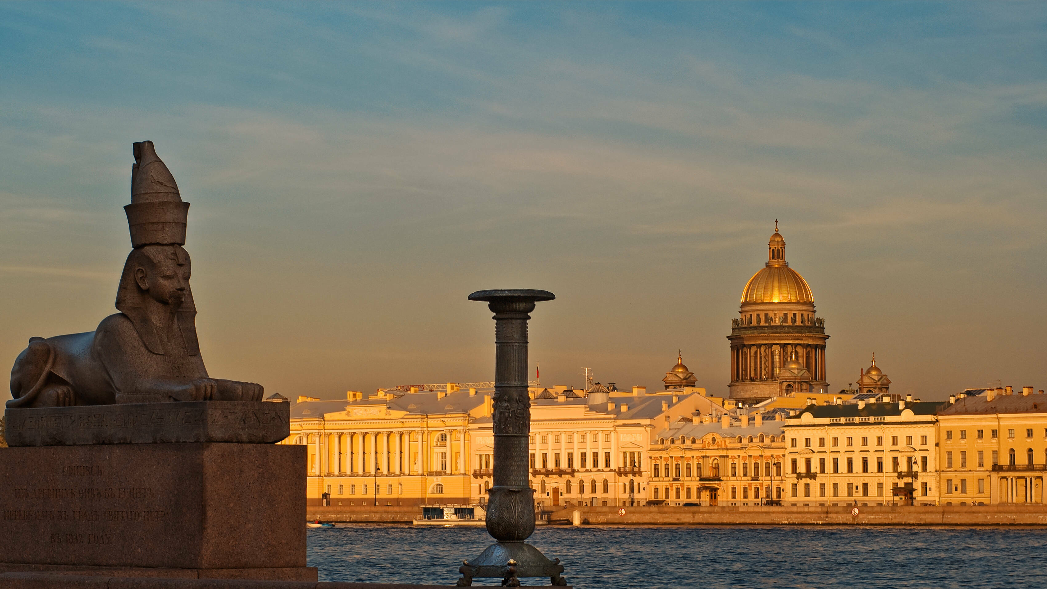 Приключения египтян в России: как в Петербурге появились древние сфинксы