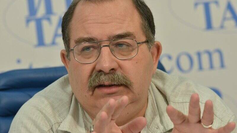 ПОЛИТИКИ, ПРЕДАТЕЛИ, ПРОРОКИ