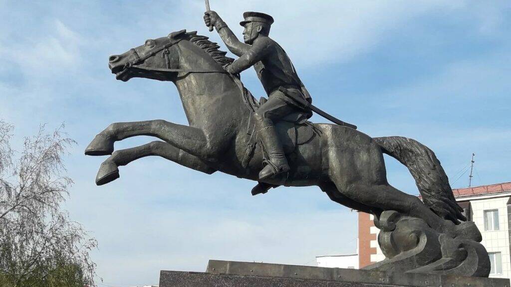 Мемориал, посвященный помощи Тувинского народа фронту