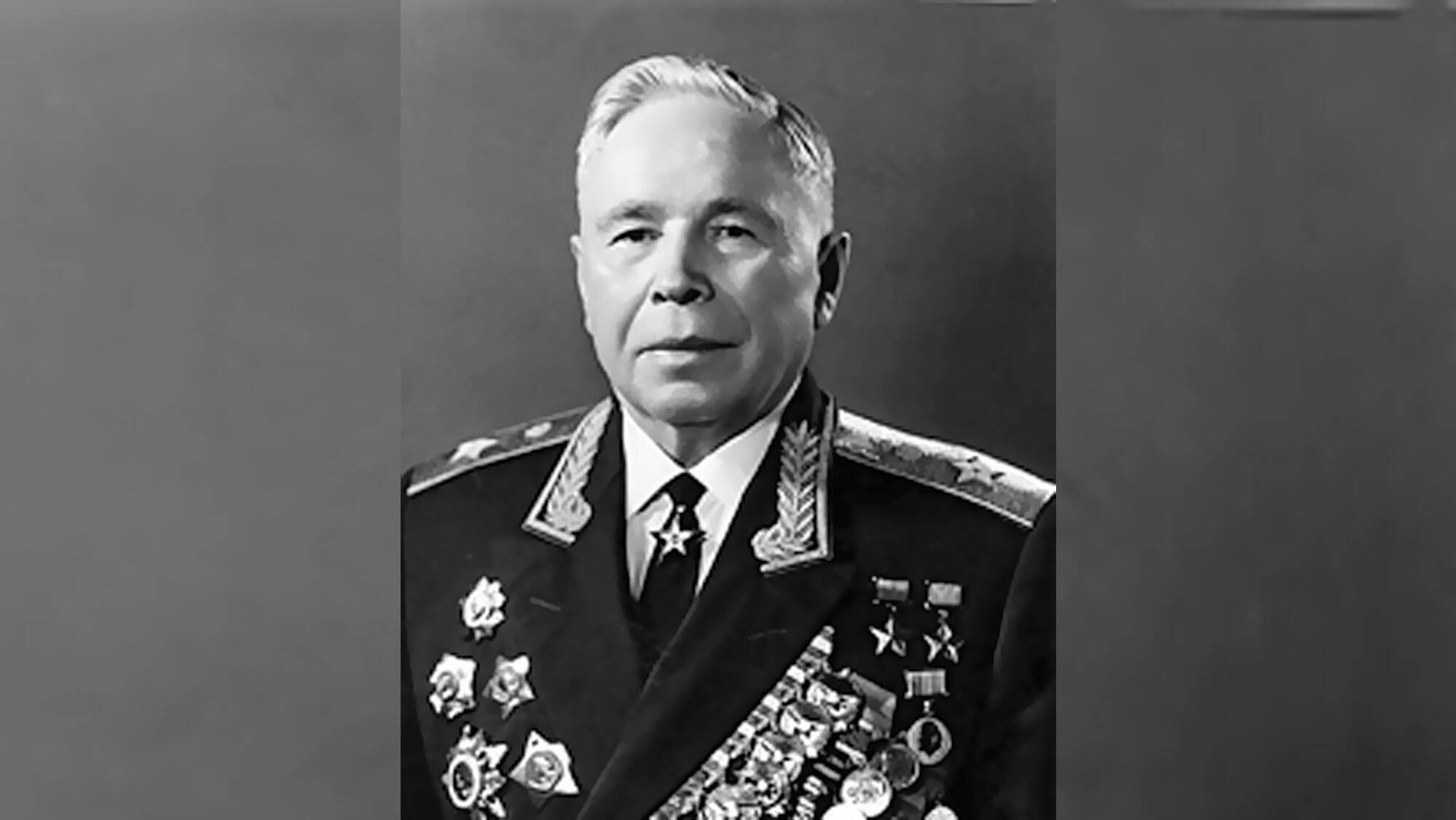 Памятник Белобородову Афанасию Павлантьевичу