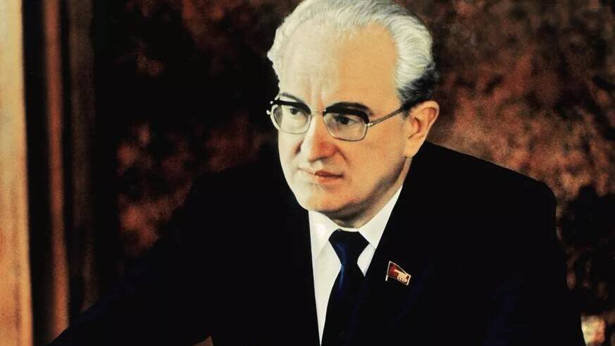 Памятник Ю.В.Андропову