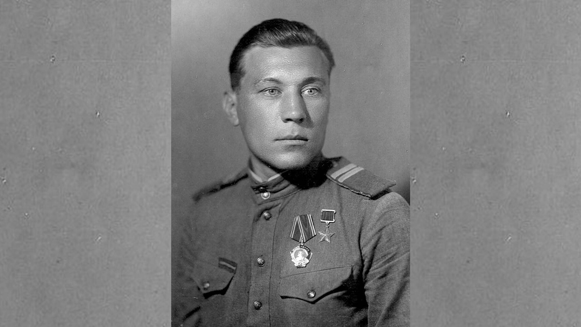 Памятник Харламову Михаилу Ивановичу