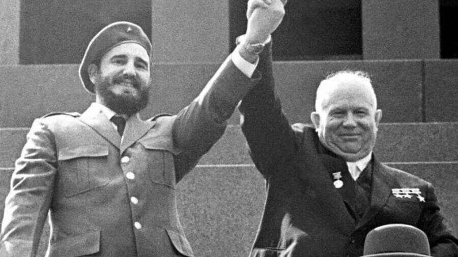 «Холодная война» в 40-60-е годы (Шубин А.В.)