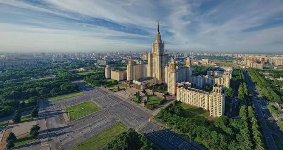 Сталинские высотки: им завидовал Манхэттен