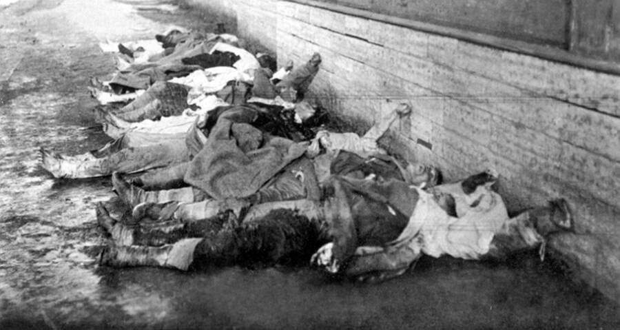 Кронштадт. 21 марта 1921 года. 13 тел.