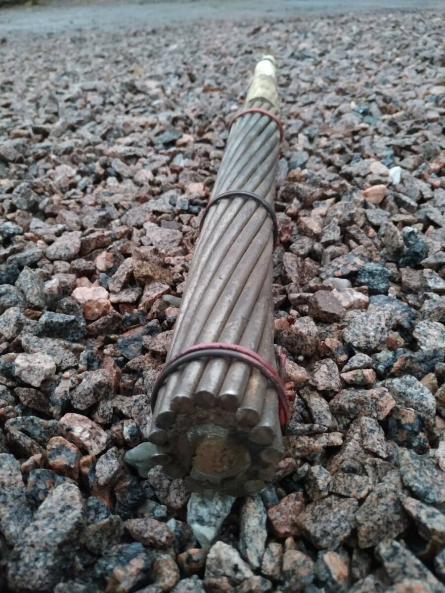 Подводный кабель