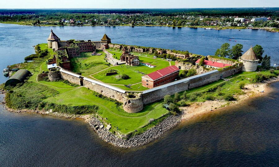 Шлиссельбургская крепость в наши дни. 