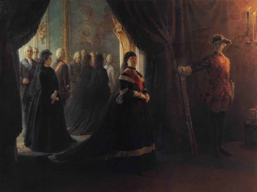 Картина «Екатерина II у гроба императрицы Елизаветы». 1874 год. Государственная Третьяковская галерея. 