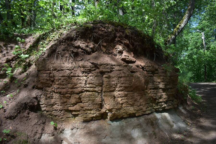 Остатки каменной крепости в наши дни. 