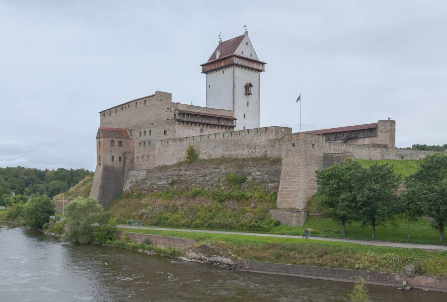 Нарвский замок. Наши дни.