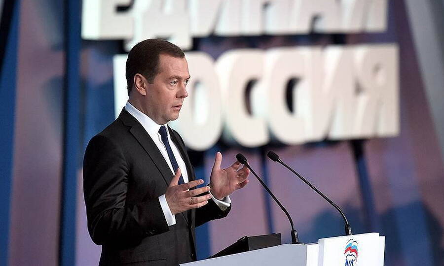 Д.А. Медведев – глава партии «Единая Россия». 