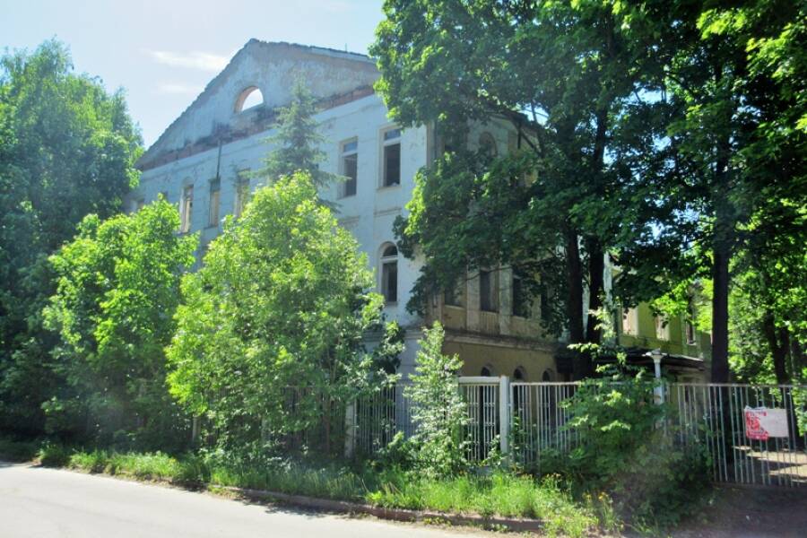 Бывшая усадьба Дугино в 2018 году. 