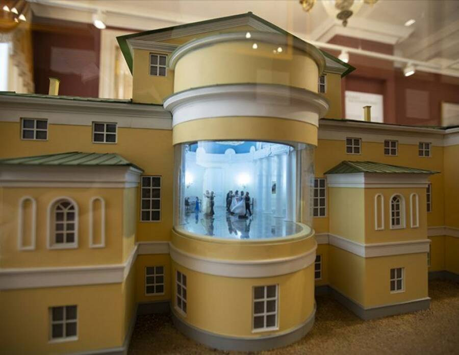 https://museum-vf.ru