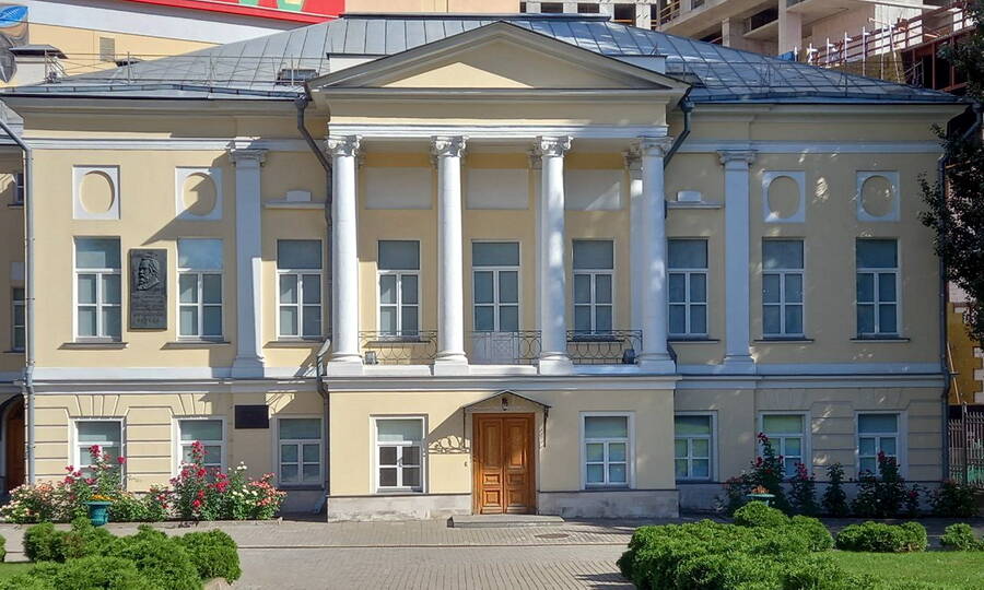 Городская усадьба семьи Боткиных в Москве – дом, где родился знаменитый врач.