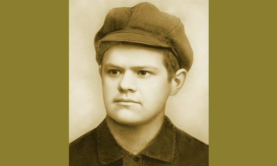 Выпускник школы Павел Черенков, 1924 год. 