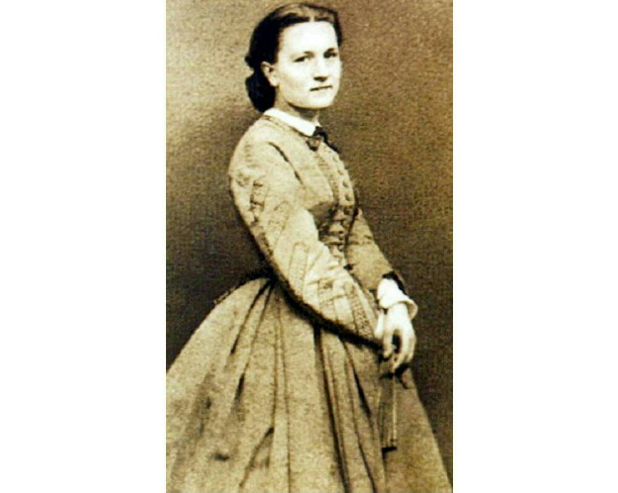 Тургенева Пелагея (Полина, Полинет) Ивановна. Фото Э. Каржа, 1870-е годы