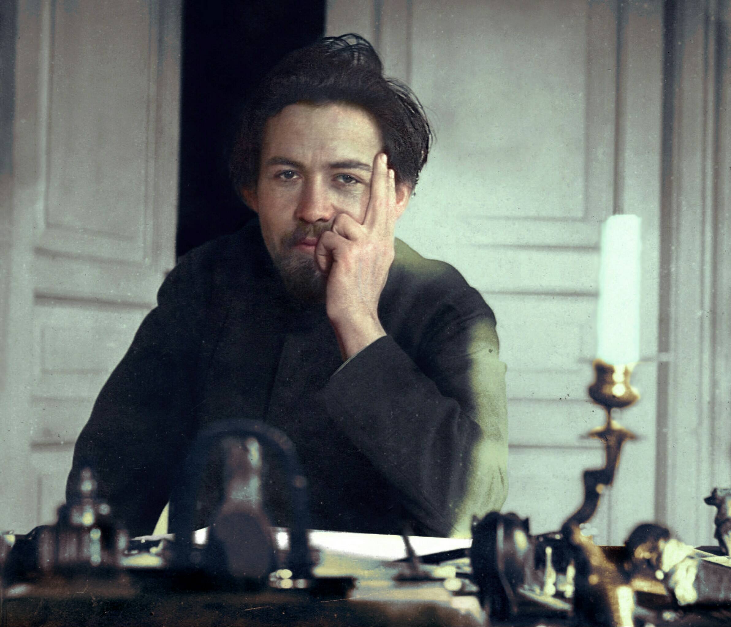 А.П. Чехов в молодости. Фото: Color by Klimbim 0.1