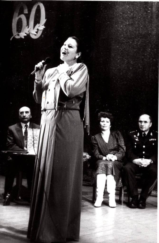 Валентина Толкунова, 1994 год.