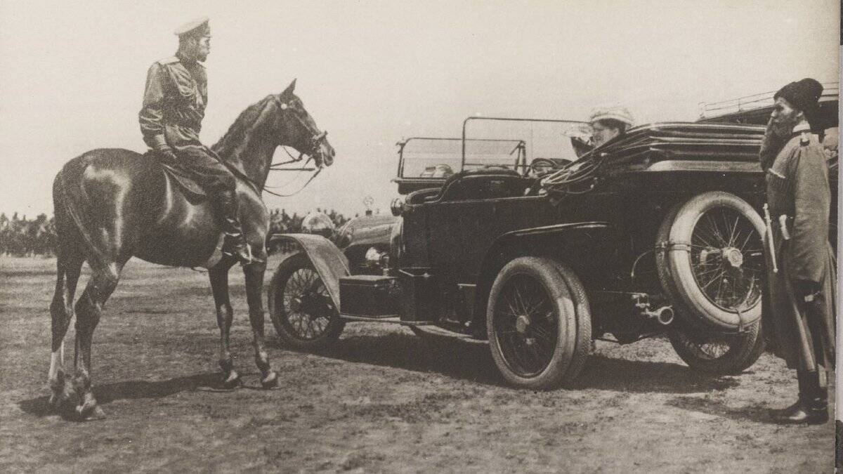 Николай II утвердил решение Совета министров России об отпуске кредитов для создания первых отечественных автомобильных заводов