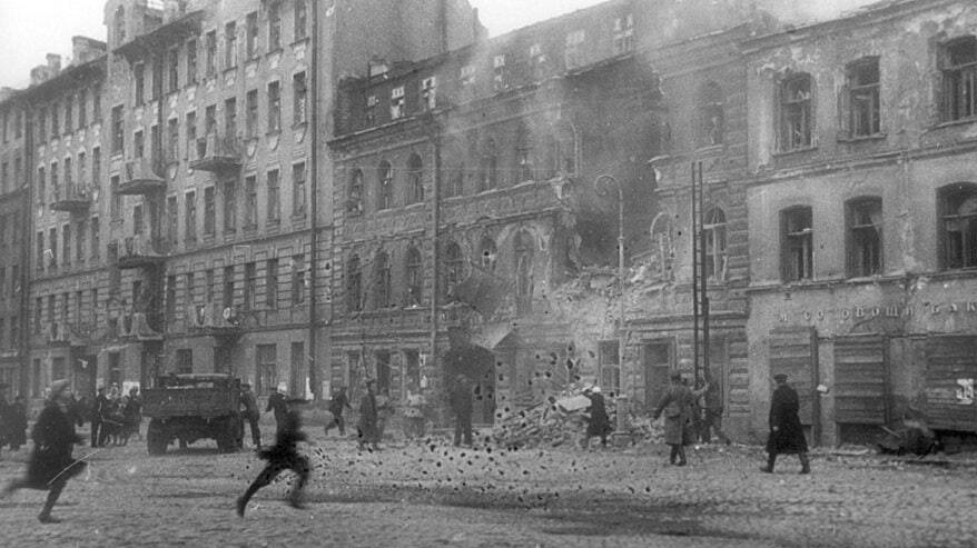 Ленинград подвергся последнему артиллерийскому обстрелу