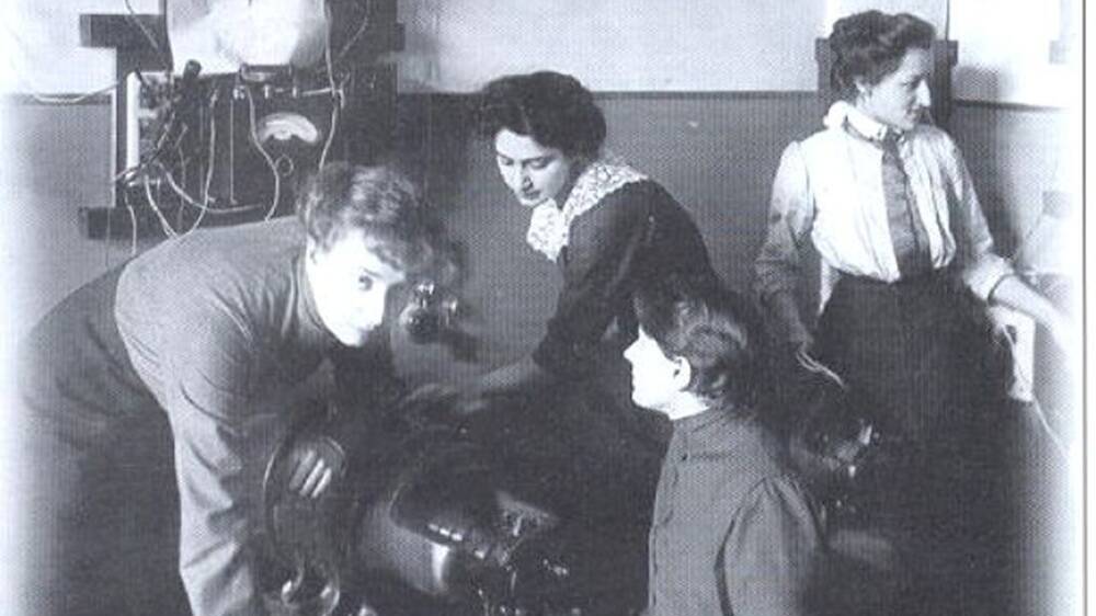 Открылось первое в России высшее техническое учебное заведение для женщин