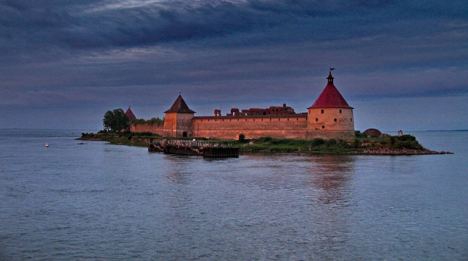 Новгородцы отбили у шведов крепость Орешек