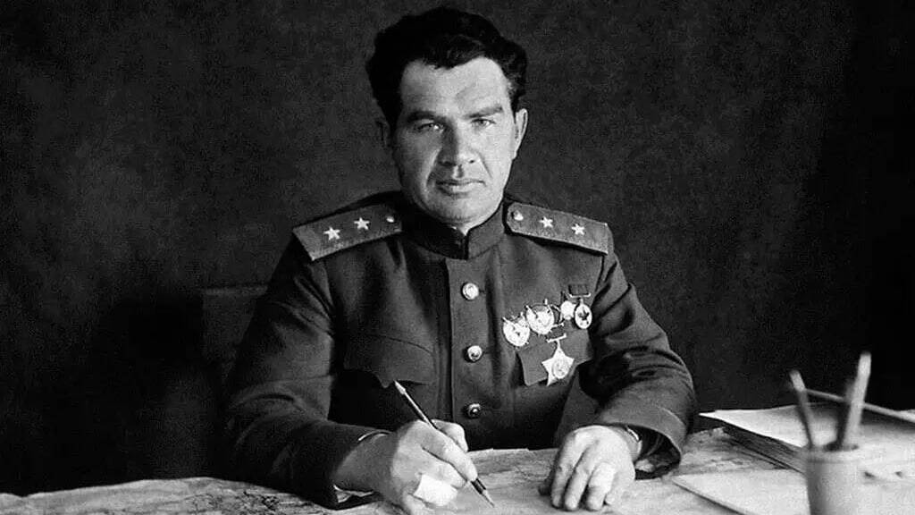 Родился Маршал Советского Союза, дважды Герой Советского Союза Василий Иванович Чуйков