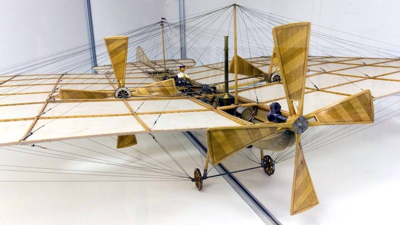 Родился Александр Можайский