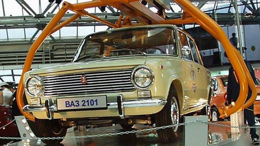 Увидел свет первенец ВАЗа – ВАЗ-2101 «Жигули»