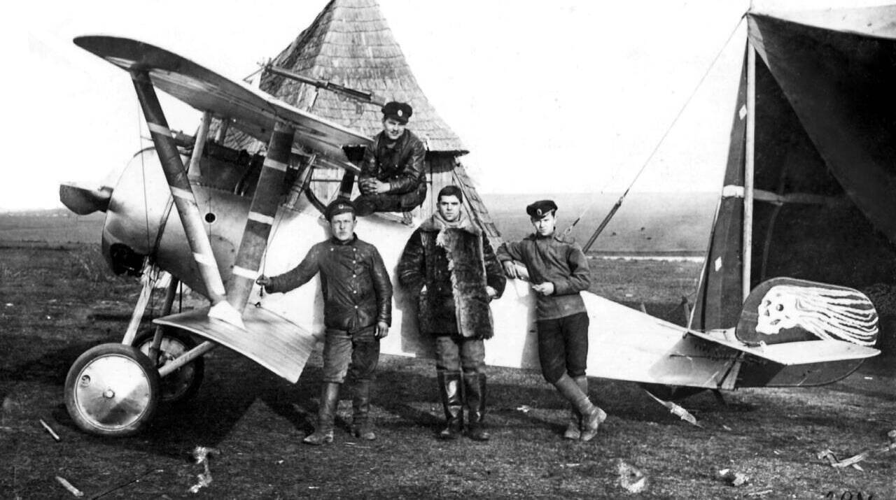 В русской армии начали формировать первые подразделения аэропланов-истребителей