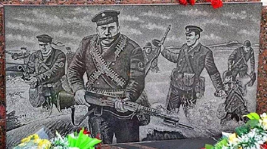 В тылу врага 67 десантников старшего лейтенанта Ольшанского захватили порт Николаева и удерживали его до утра 28 марта