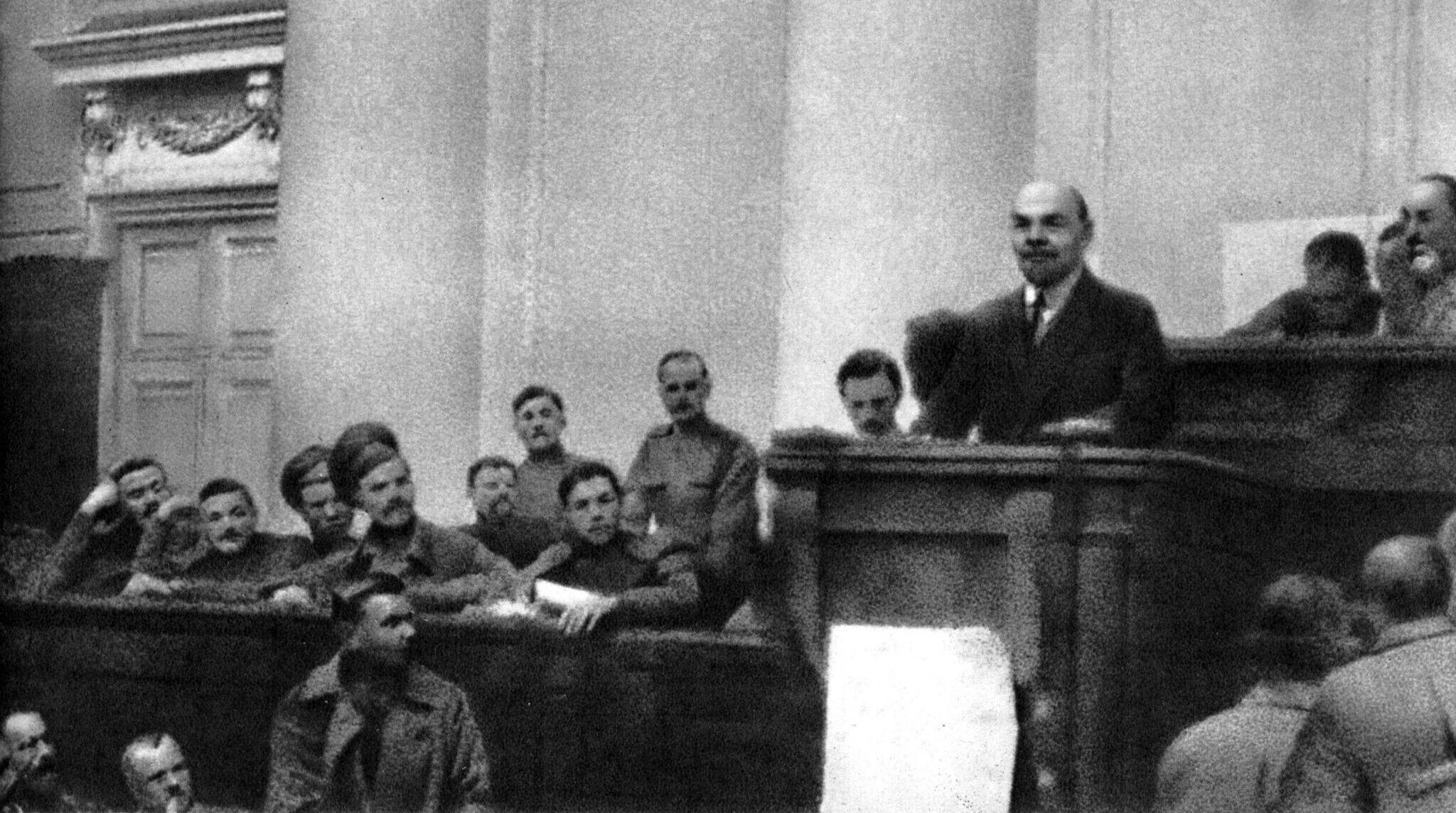 Ленин в Таврическом дворце озвучил свои «Апрельские тезисы»