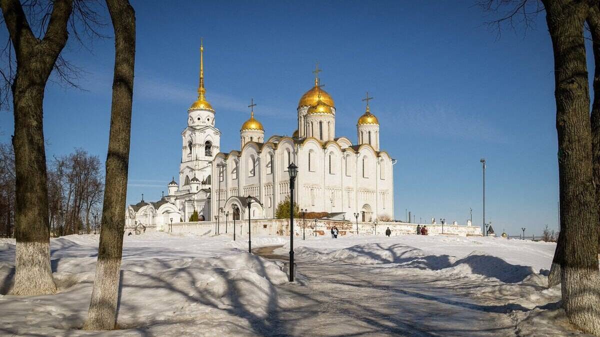 Андрей Боголюбский заложил во Владимире Успенский собор