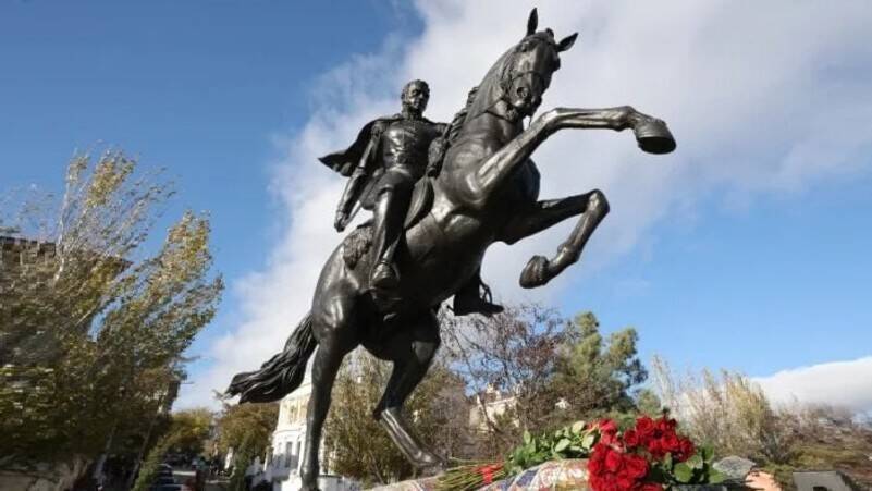 С 300 егерей Котляревский овладел крепостью Мигри и нанес жестокое поражение персам