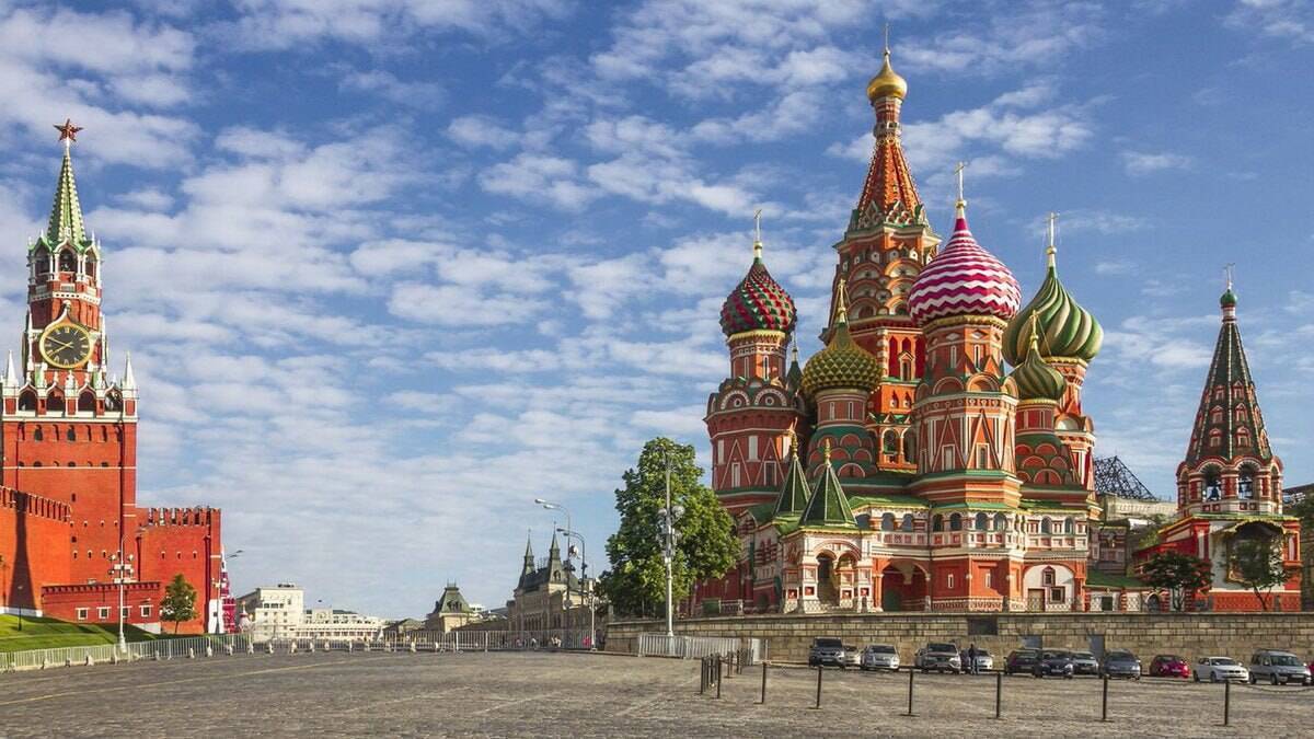 «Совершена бысть святая сия церковь Покров Пресвятыя Богородицы в лета 7069 (1561) месяца июня 29»