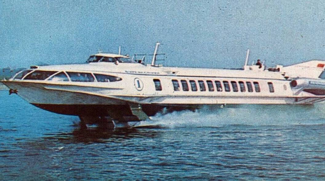 На заводе «Красное Сормово» изготовлен первый речной теплоход на подводных крыльях «Буревестник»