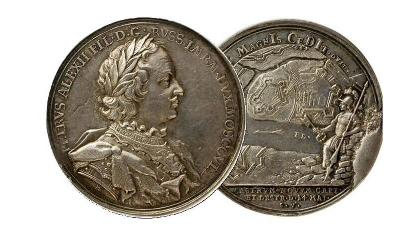 Шведский гарнизон крепости Ниеншанц в устье Невы капитулировал перед войсками Петра I