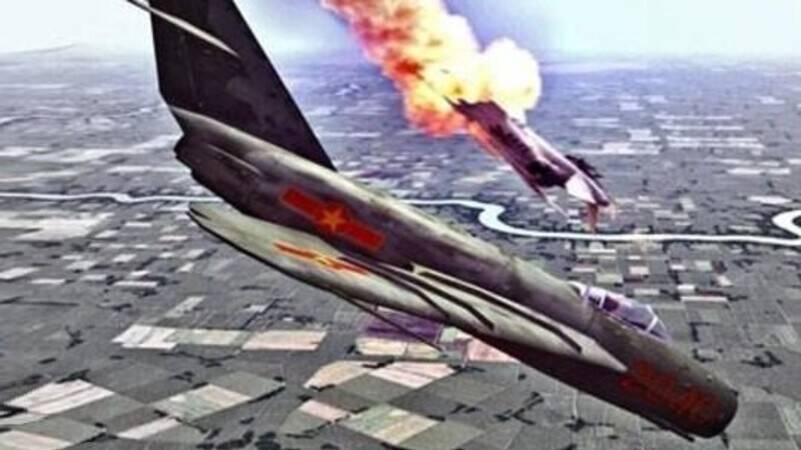 Советские летчики на МиГ-17 открыли боевой счет в небе Вьетнама