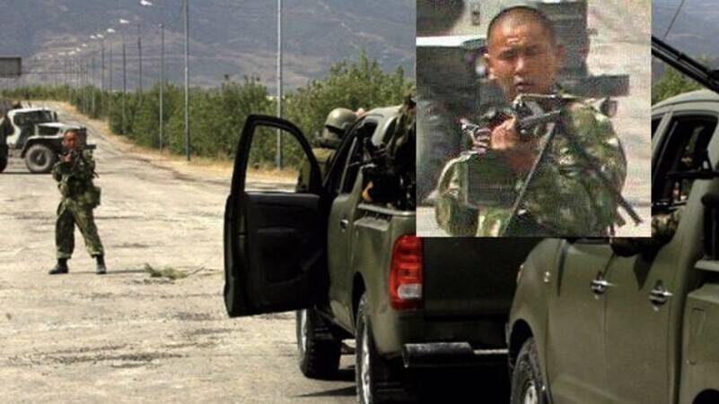 Тасболат Ибрашев с пулеметом «Печенег» остановил колонну грузинского спецназа