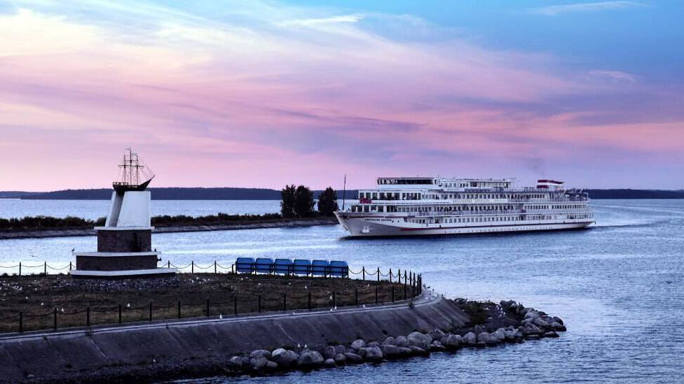 Открыто судоходство по Мариинской водной системе