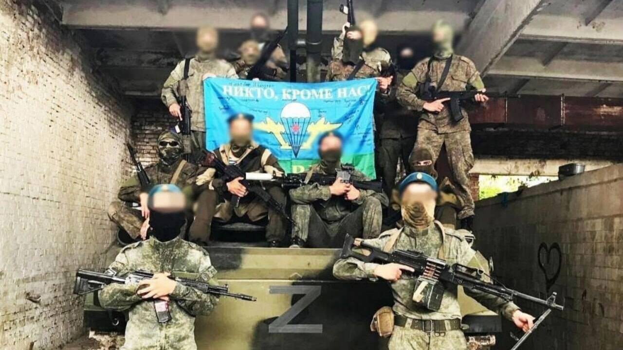 Утвержден голубой подбой в военной форме одежды ВДВ