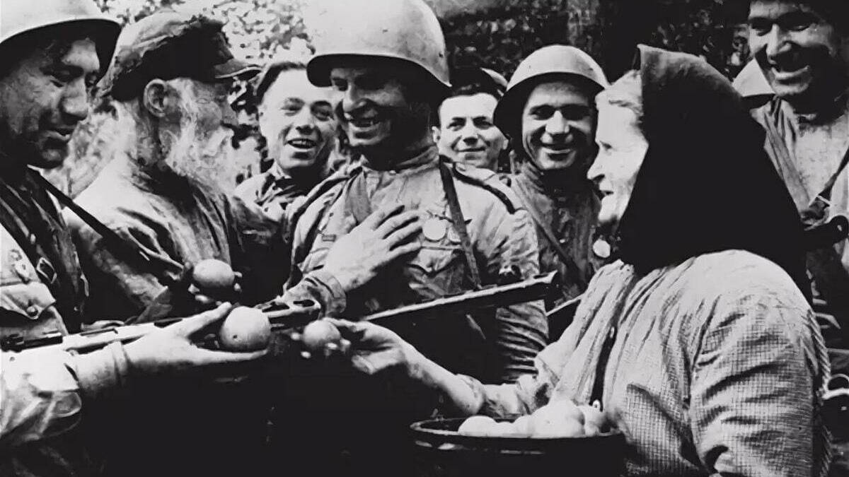 Красной Армией полностью освобождена от немецких оккупантов Украинская ССР