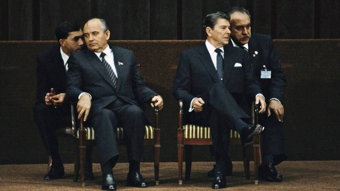 Первая встреча Горбачева и Рейгана в Женеве